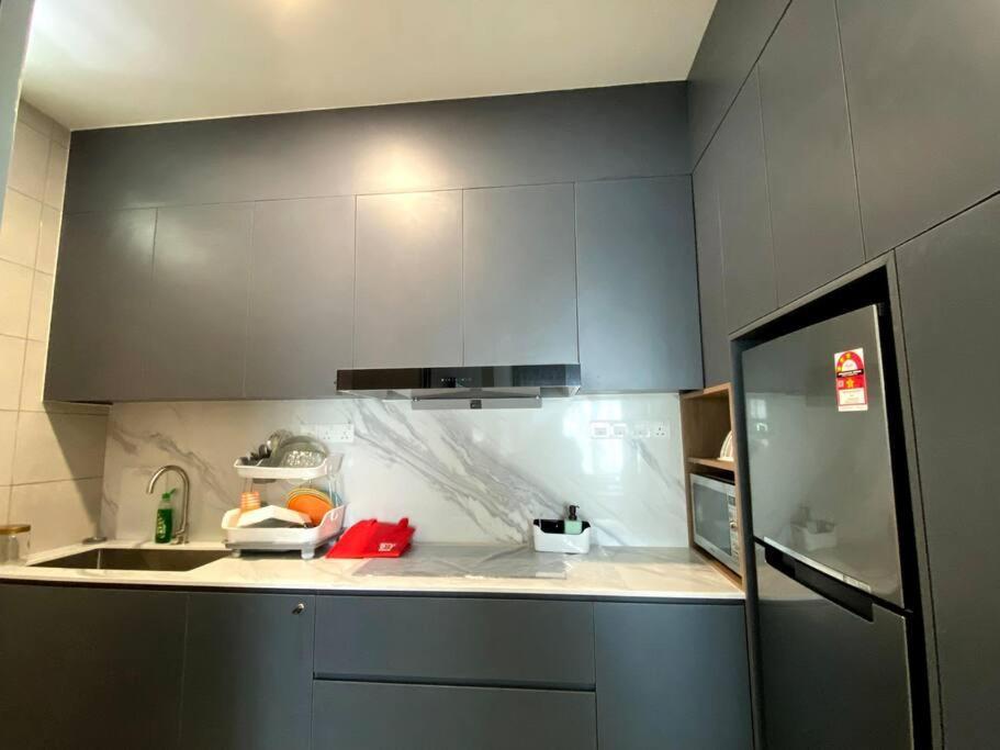 Ha-ah⁴ Home@nearby Ioi Resort,3br W Balcony Apartment Serdang (Selangor)
