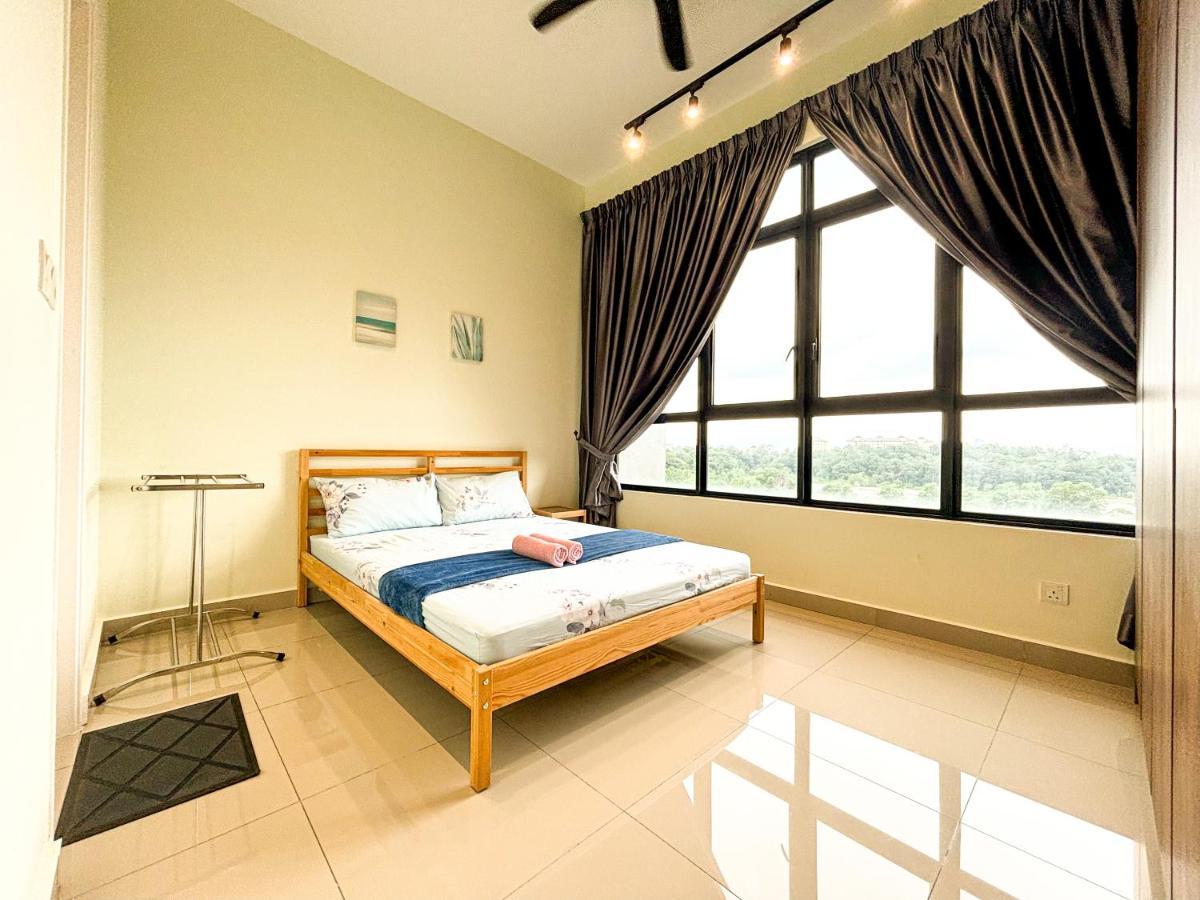Apartment Ha-ah⁴ Home@nearby Ioi Resort,3br W Balcony Serdang (Selangor)